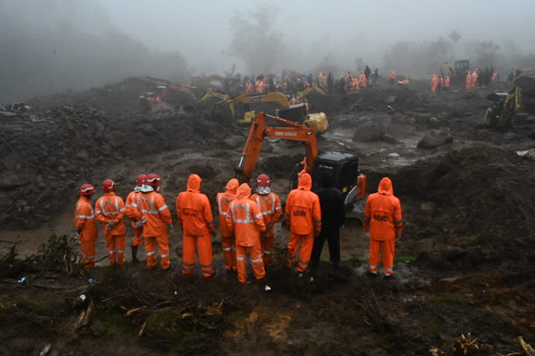 pettimudi landslide kerala  Pettimudi landslide updates  pettimudi landslide death toll  पेट्टीमुडी भूस्खलन मृतांचा आकडा  पेट्टीमुडी भूस्खलन अपडेट्स  पेट्टीमुडी भूस्खलन केरळ