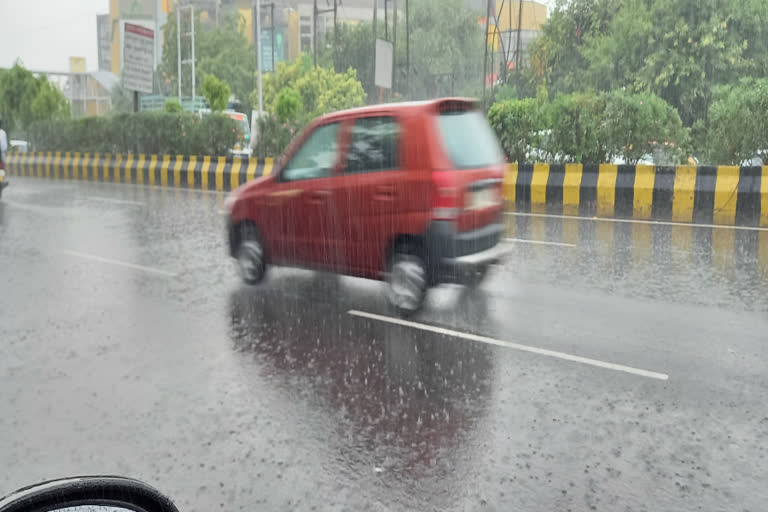 rain in noida weather updates delhi ncr