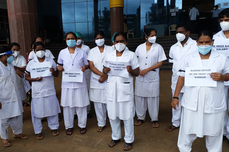 nurses Protest against the government