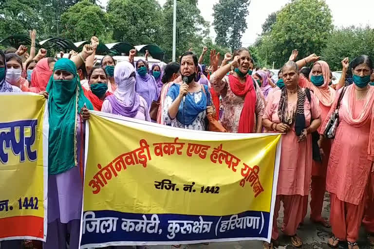 kurukshetra anganwadi workers protest for thier demands