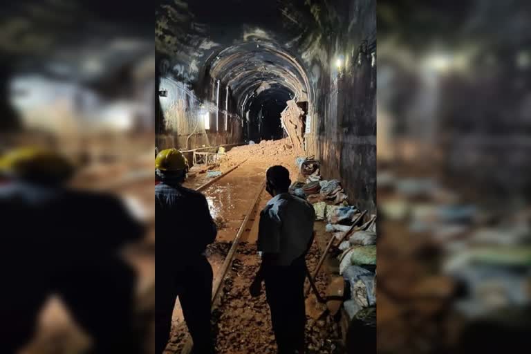 konkan-railway-underground-wall-collapsed