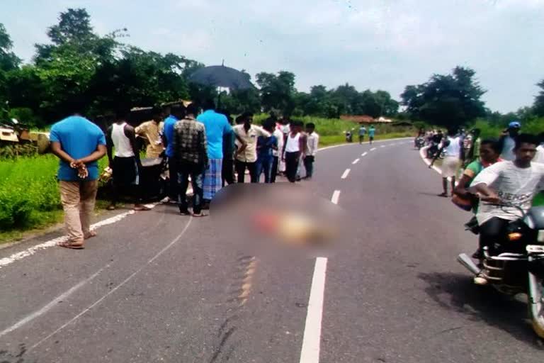 four people died in road accident in palamu