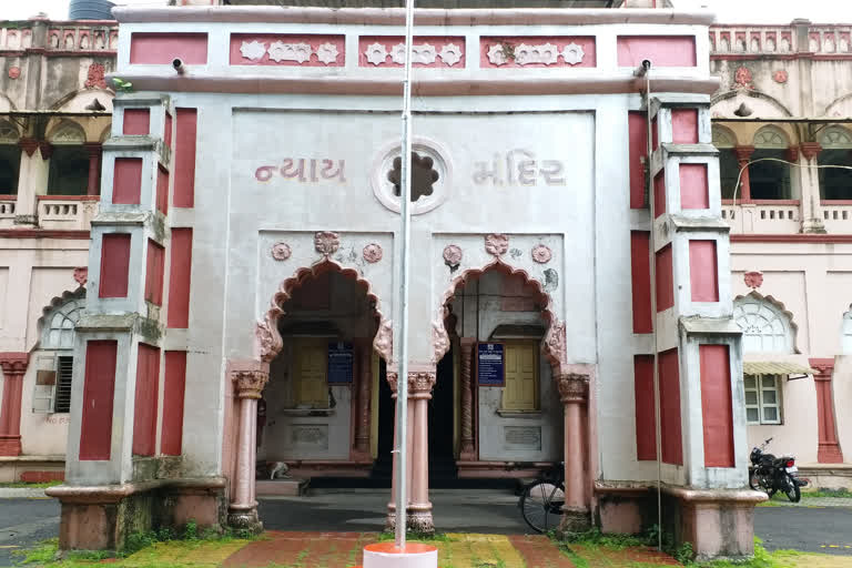 palace built in Gaikwadi Raj