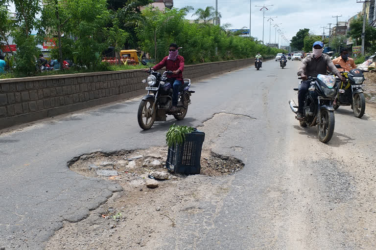 thorrur road damage