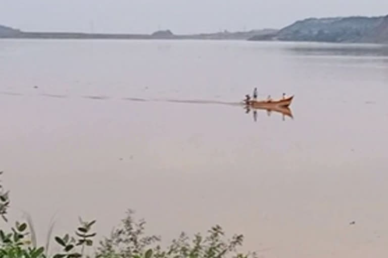 Godavari river excerpt in devipatnam east godavari district