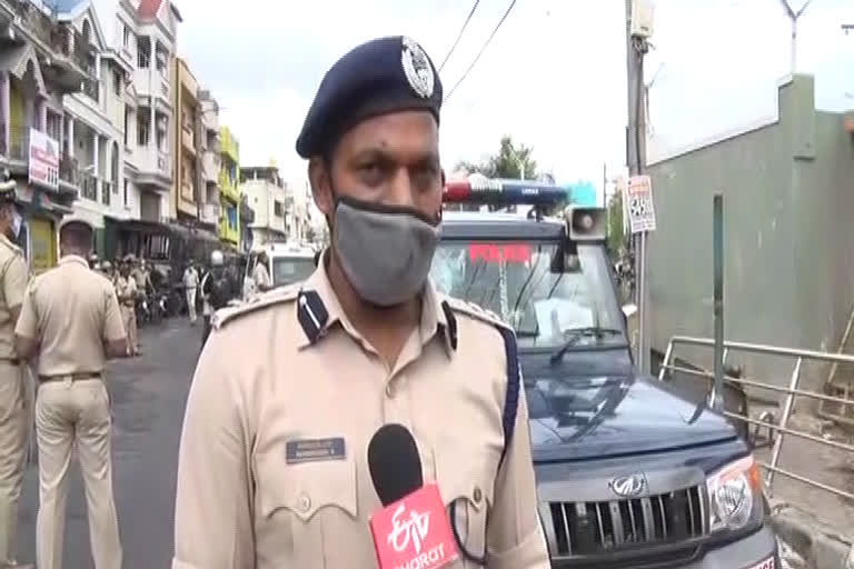 A senior IPS officer speaks on Bengaluru golibar with ETV India