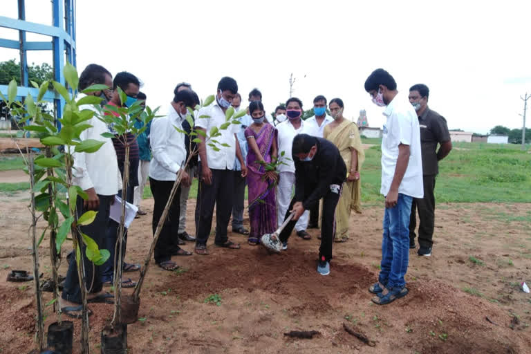 పల్లెప్రగతి పనుల్లో అలసత్యం వహిస్తే చర్యలు తప్పవు