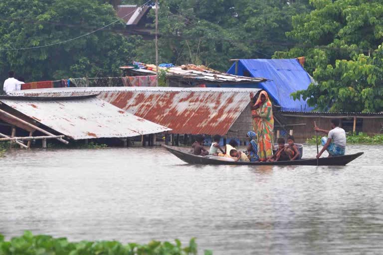 aid for flood-hit South Asian nations