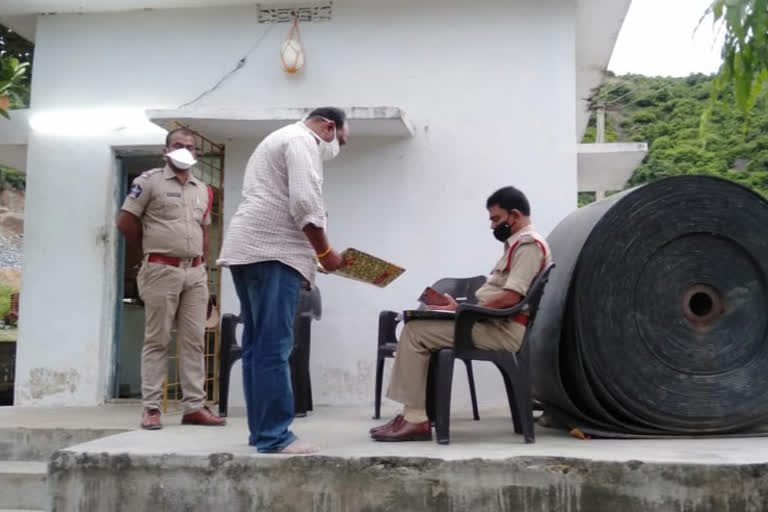 chodavaram si visited stone crusher stations in madugula mandal