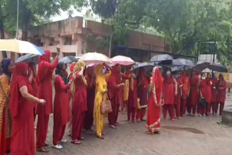 asha workers protest against government in sohna