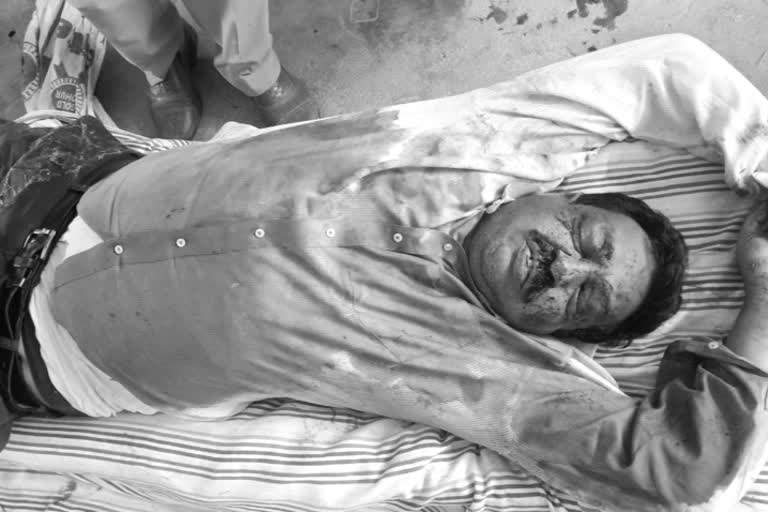 Man dies to falling under lift in nandigama krishna district