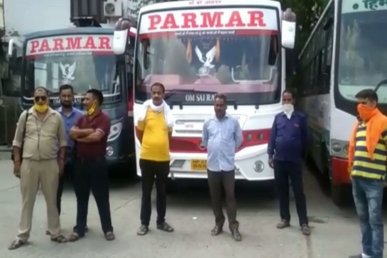 Passengers face problems due to lack of bus service in Hamirpur