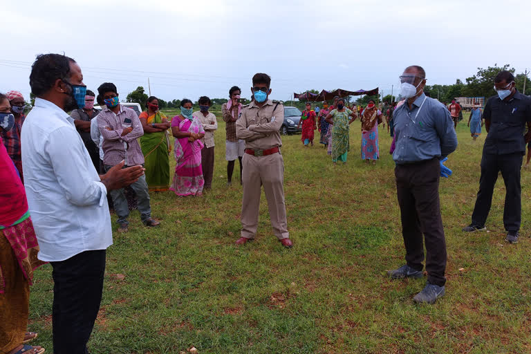 police protecting in chittoor dst srikalahasthi due to murder