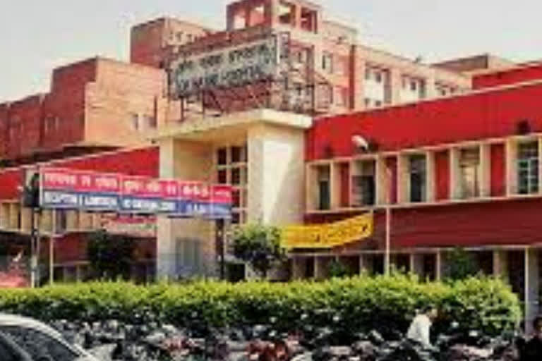 Minor fire breaks out at Delhi's LNJP hospital
