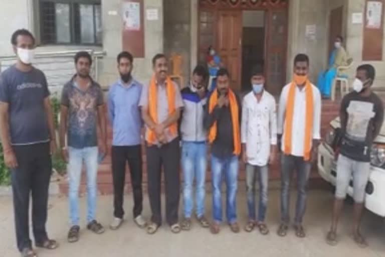 Ban SDPI and PFI organizations Bajrang Dal activists demand