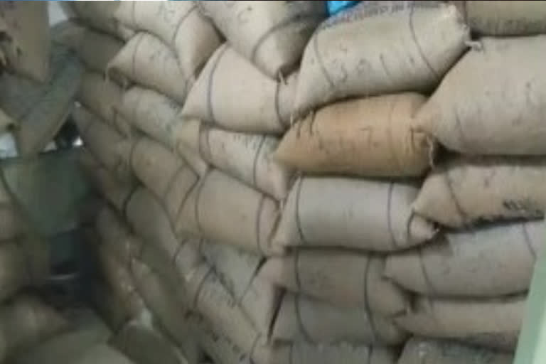 Seizure of 130 quintals of ration rice being smuggled in khammam district