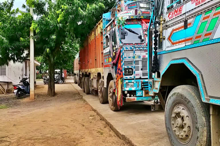 seven sand loaded truck seized in dumka