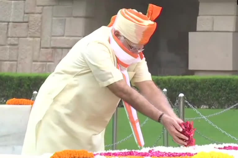 Modi at rajghat