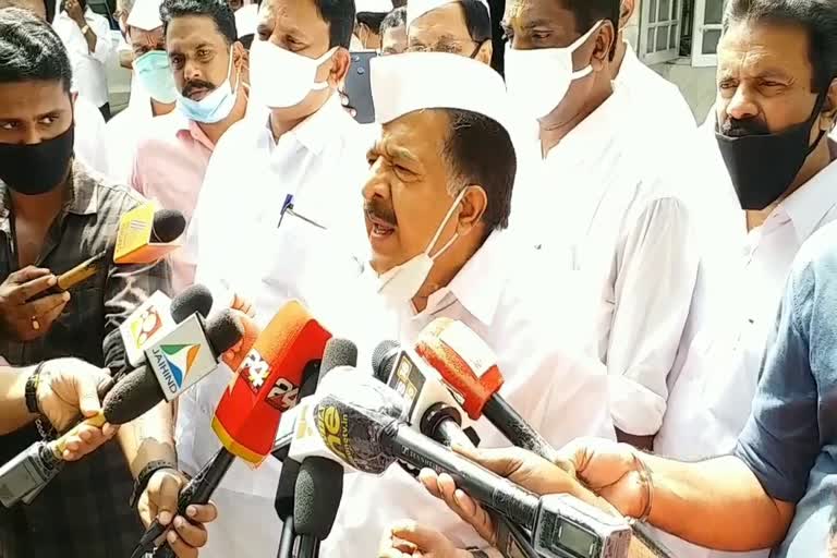 ramesh chennithala news  vigilance probe on pamba sand issue  chennithala demanding vigilance probe  ramesh chennithala on pamba sand issue  പമ്പ മണൽക്കടത്തിൽ വിജിലൻസ് അന്വേഷണം  പമ്പ മണൽക്കടത്ത്  പ്രതിപക്ഷ നേതാവ് രമേശ് ചെന്നിത്തല