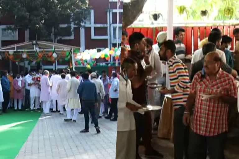 social distance norms broke during independence day program in chandigarh bjp office