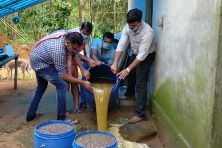 Magulam  illegal liquor  ചിക്കണംകുടി  കോട പിടികൂടി  അടിമാലി നർക്കോട്ടിക് എൻഫോഴ്‌സ്മെന്‍റ്  നർക്കോട്ടിക് എൻഫോഴ്‌സ്മെന്‍റ്