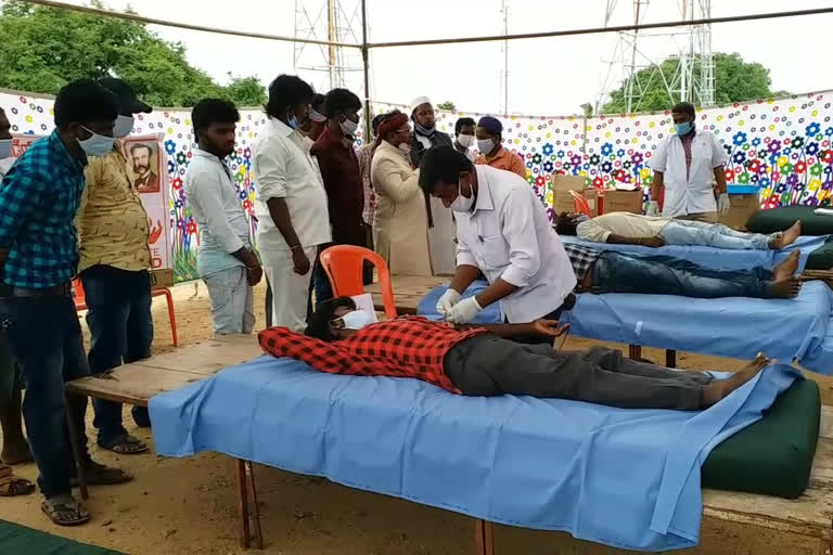 blood bank camp started in madakasira by hindu, muslim associations in ananthapur district