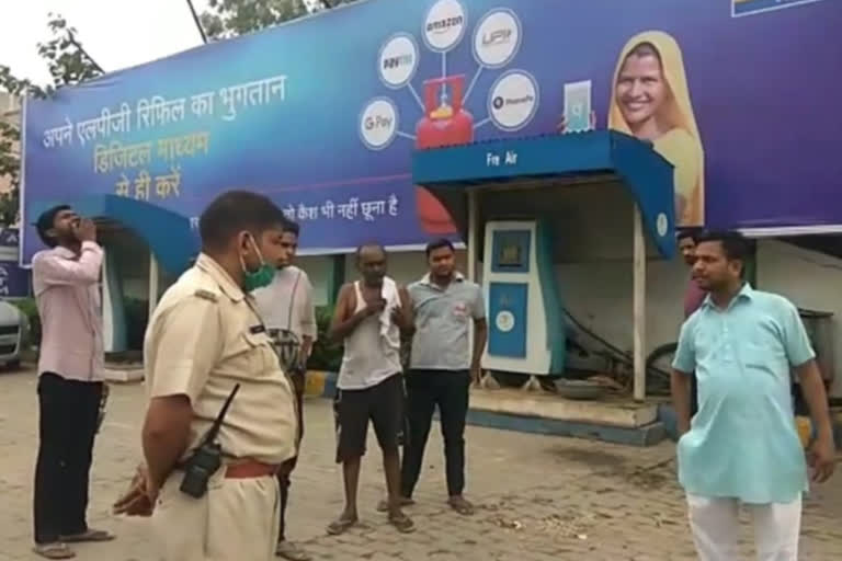 miscreants shot dead guard at petrol pump at muradnagar in ghaziabad