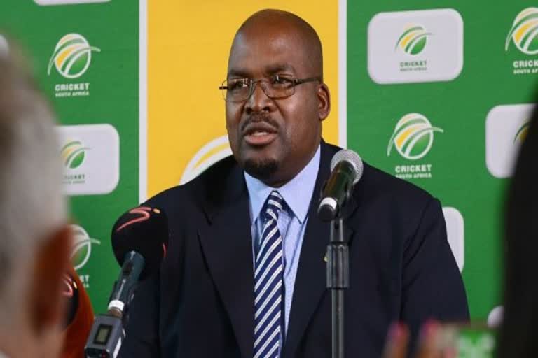 Chris Nenzani resigns as CSA president