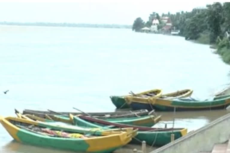 Heavy Flood Water Inflows to Godavari