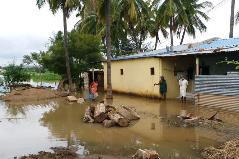 ರಾಮದುರ್ಗದಲ್ಲಿ ಪ್ರವಾಹ ಭೀತಿ