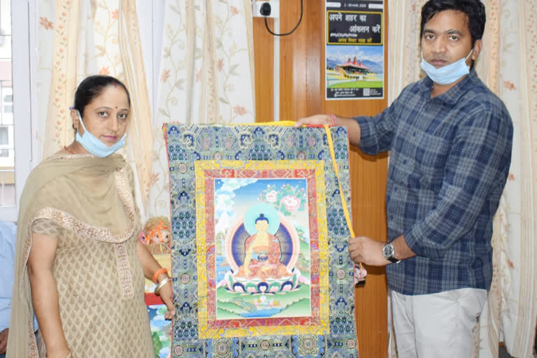 DC kangra said Handicrafts works