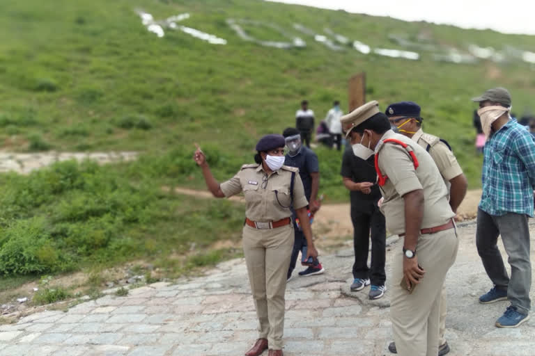 Mahabub nagar SP Visits Koil Sagar project