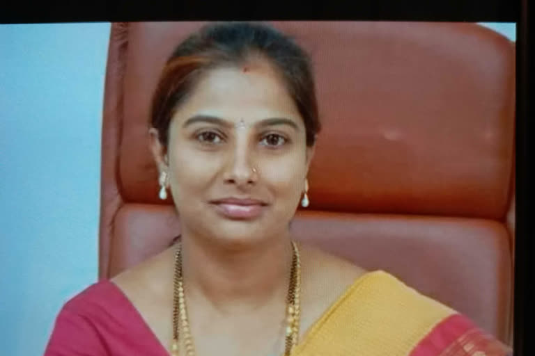 Corona positive for BJP mla Purnima Shrenivasa