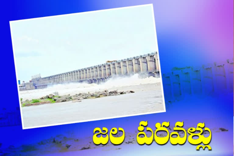 heavy flood to jurala project 39 gates lifted in jogulamba gadwal district