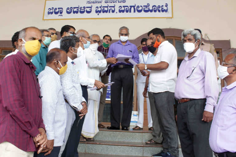 bharmin community protest in bagalkote