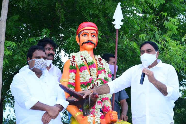 Minister Errabelli Tributes to Sardar Sarvai Papanna at Warangal Rural District