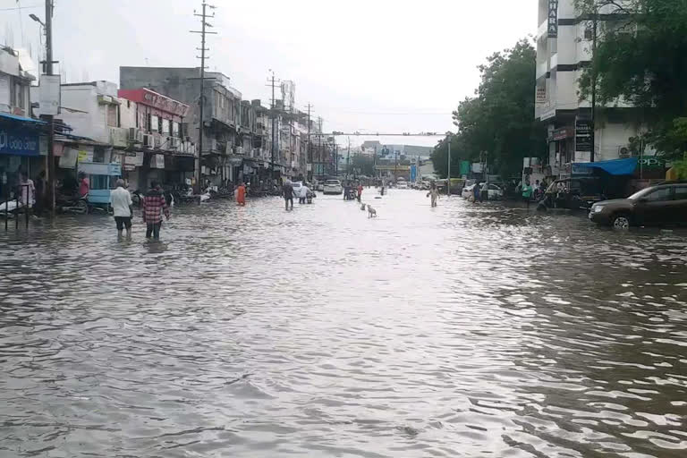 rain in Bhuj