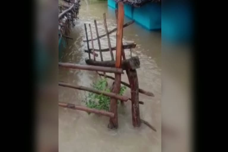 maniyari river water level rises