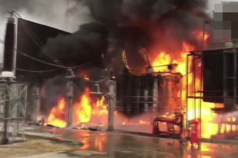 Greater Noida  massive fire broke out at substation of Noida  NPCL  fire broke  firefighting operations  വന്‍ തീപിടുത്തം  ഗ്രേറ്റര്‍ നോയിഡ