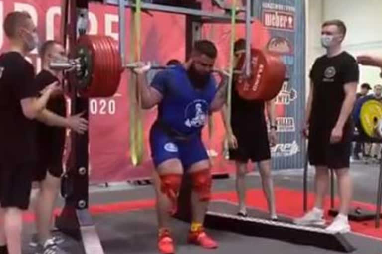 powerlifter Alexander Sedykh Fail Lift a Weight Of 400 Kg, video here