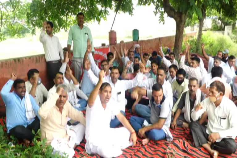 Power workers union protest in Jind