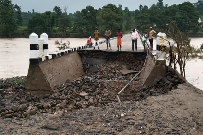 Budhner bridge damaged