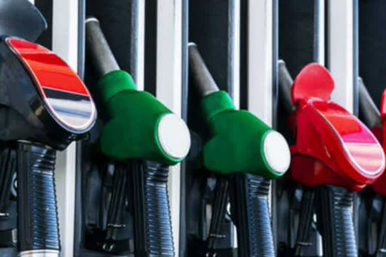 PetrolPetrol, diesel prices remain unchanged today