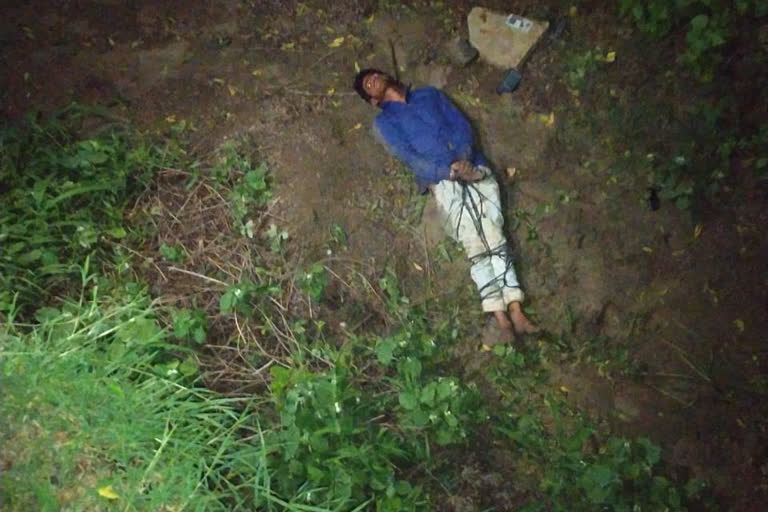 youth found in a ditch in Pratapgarh