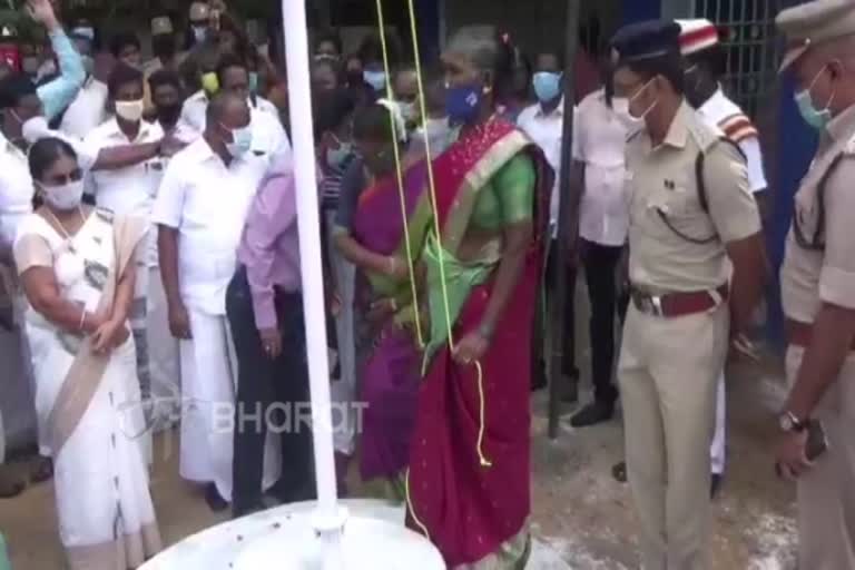 கடைசியாக மக்களால் தேர்தெடுக்கப்பட்ட உறுப்பினருக்கு கிடைத்த கொடியேற்றும் சுதந்திரம்!