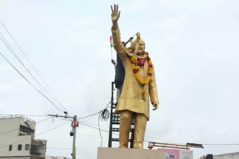 Rajiv Gandhi birth anniversary  celebrations in Kurnool