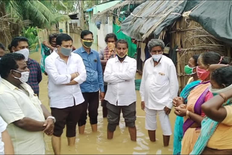 ex mla bandaru madhav naidu visits flood areas of narasapuram mandal