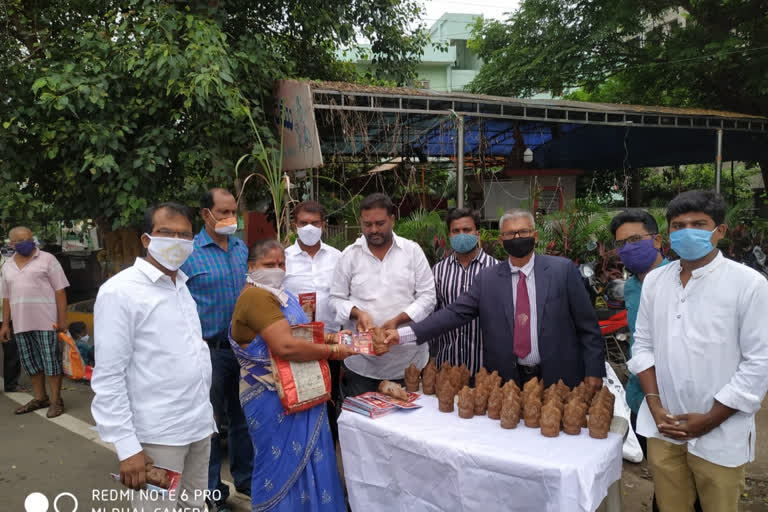 lord vinayaka clay statues distributiion in andhraprashesh