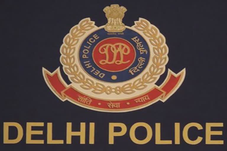 Delhi police gave online self-defense training to girl students