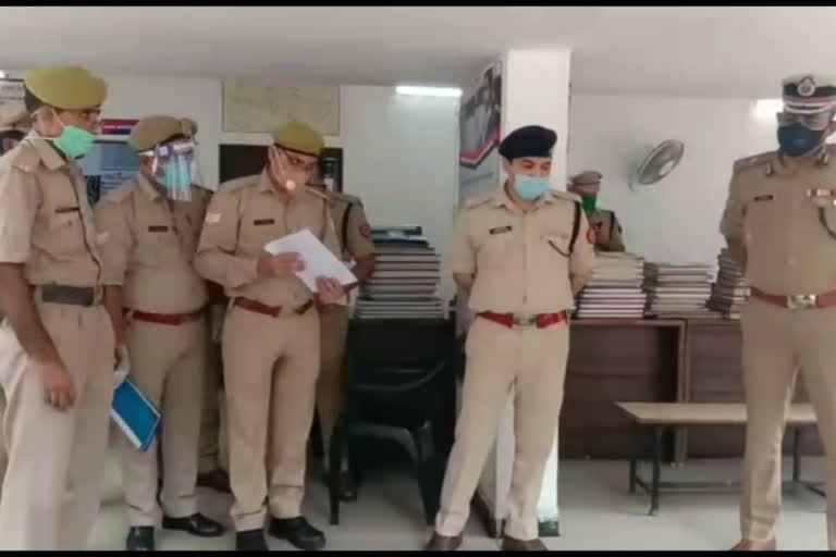 IG Praveen Kumar inspected police lines and police stations in ghaizabad